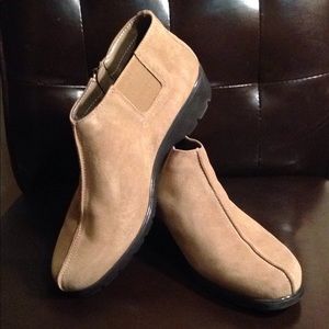 Aerosoles Sonic Tan Suede Ankle Boot